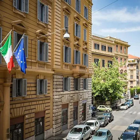 Via Veneto E La Dolce Vita-3